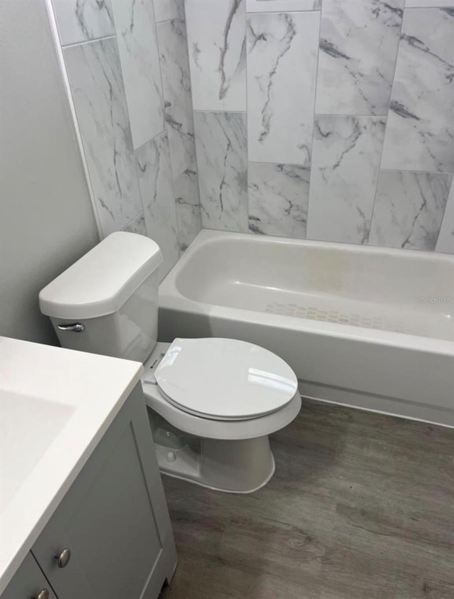 1601 E MARKS DR — photo 16