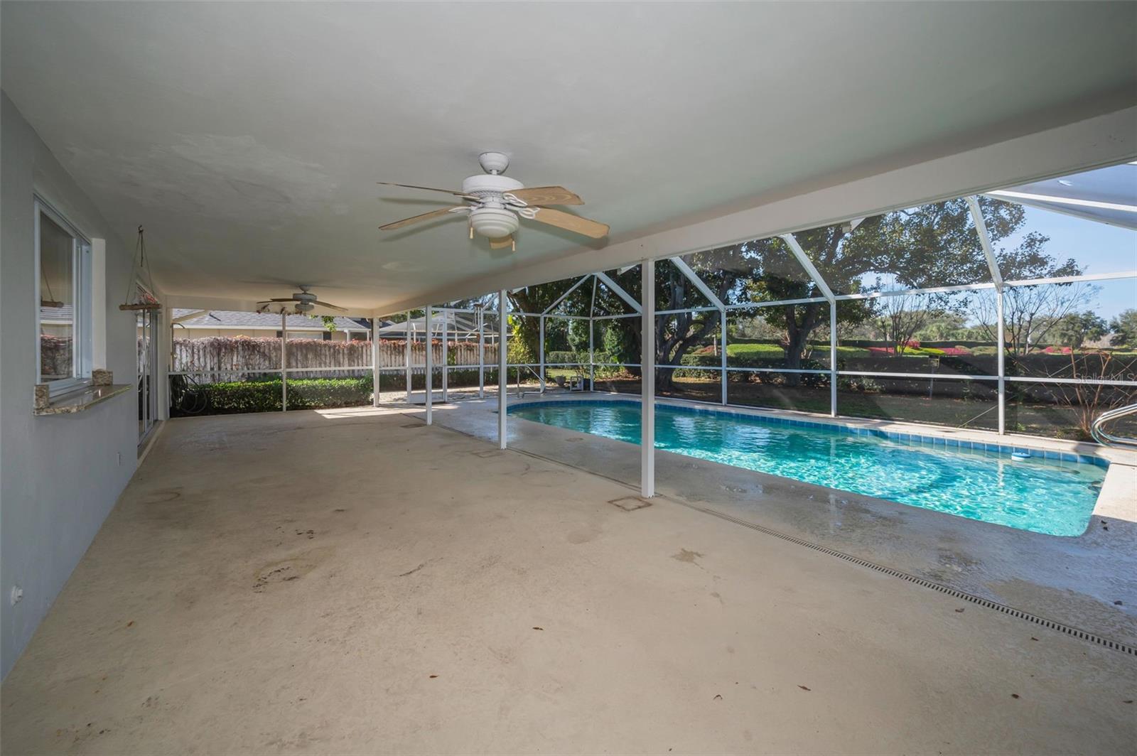 4 HIBISCUS RD — photo 50