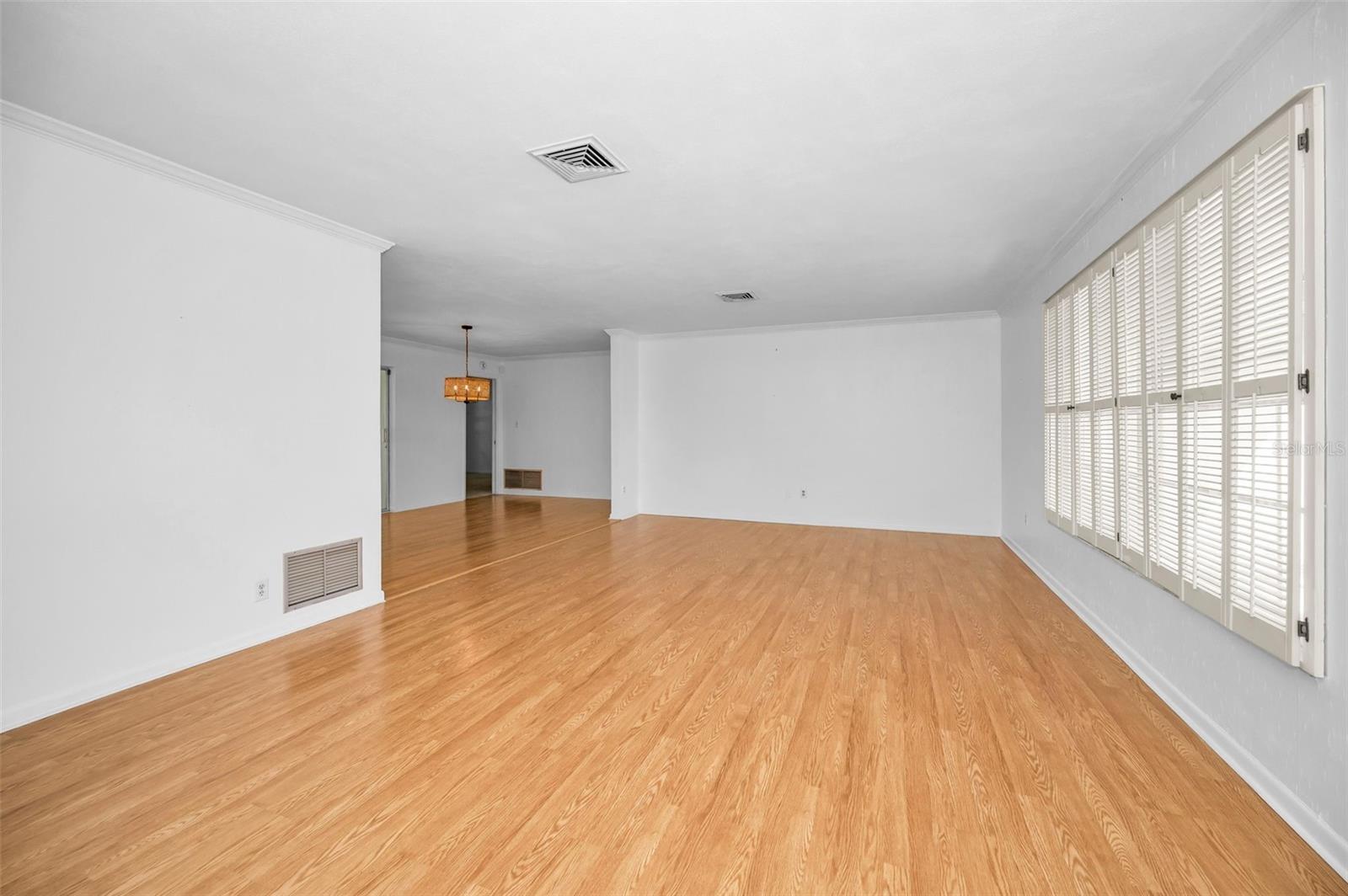 4 HIBISCUS RD — photo 18