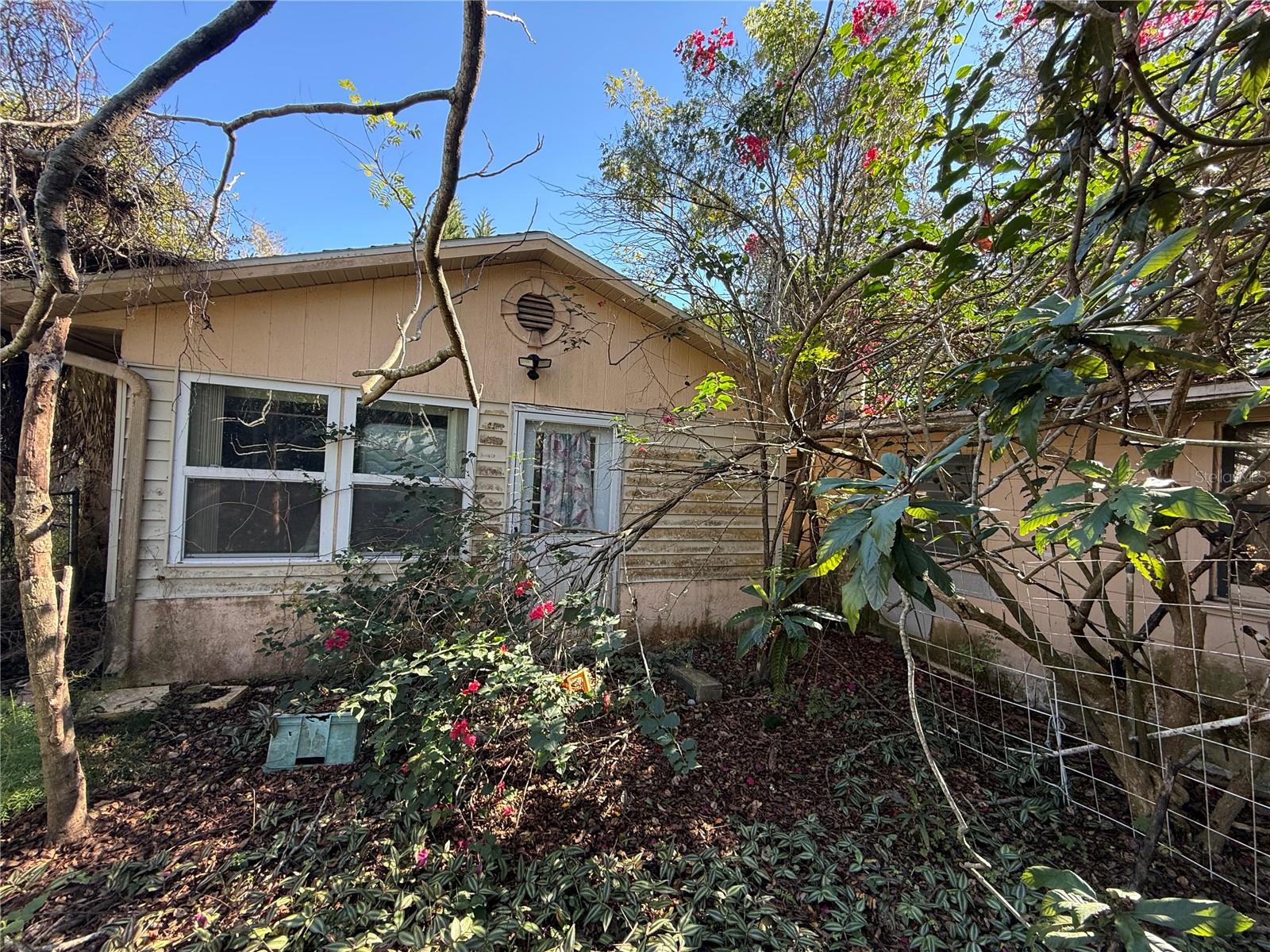 6515 TAYLOR CT — photo 2