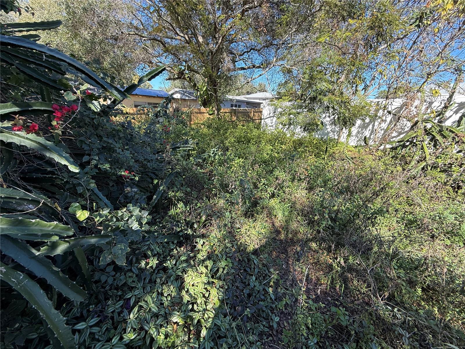 6515 TAYLOR CT — photo 10