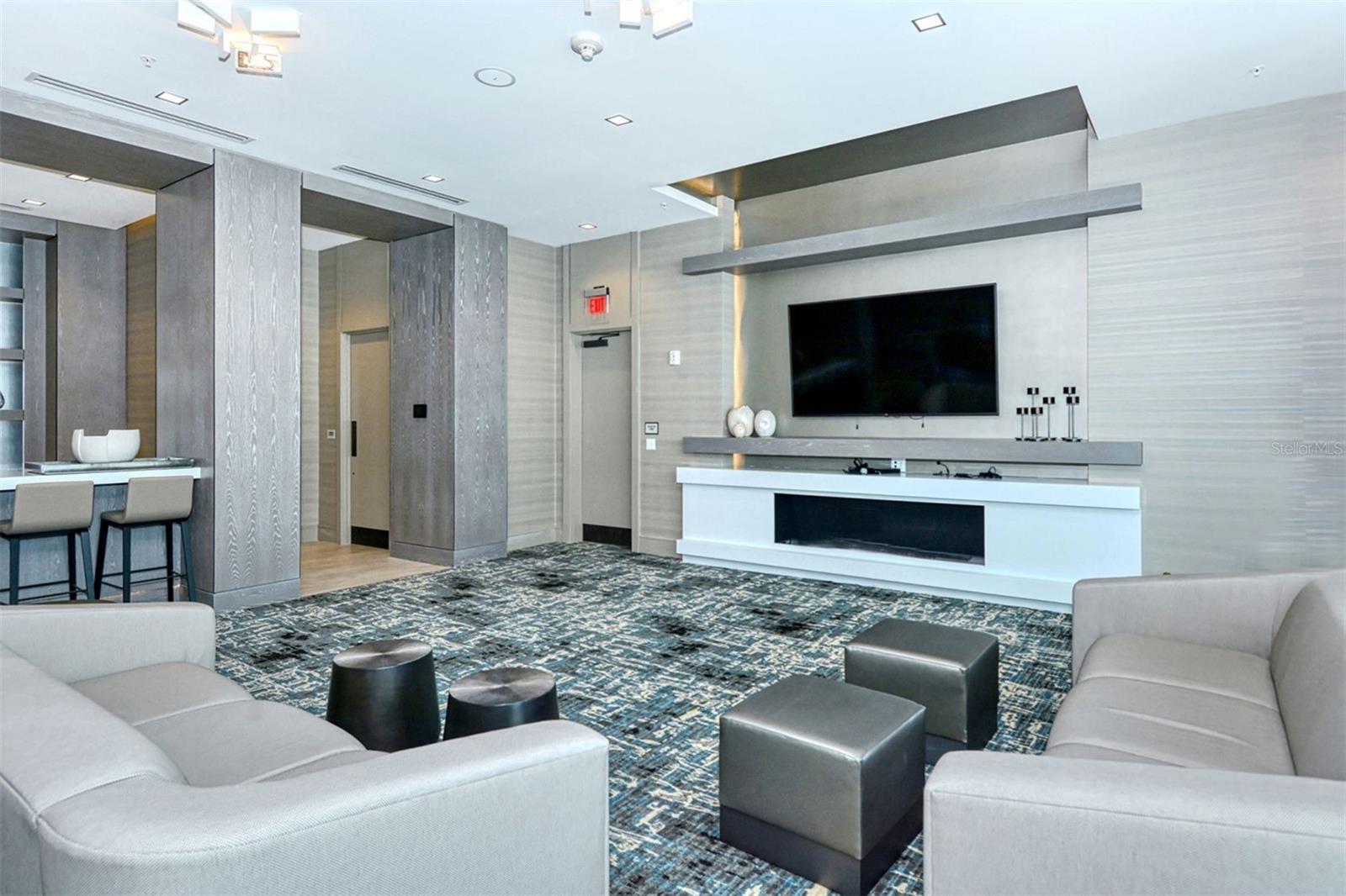 111 S PINEAPPLE AVE #601 — photo 32