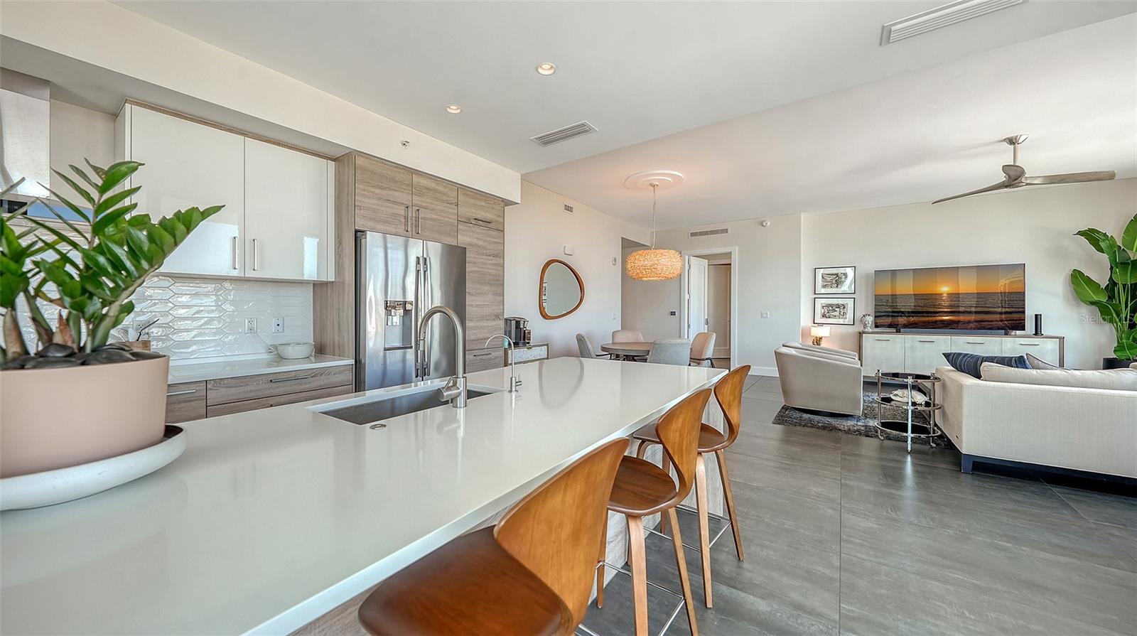 111 S PINEAPPLE AVE #601 — photo 10