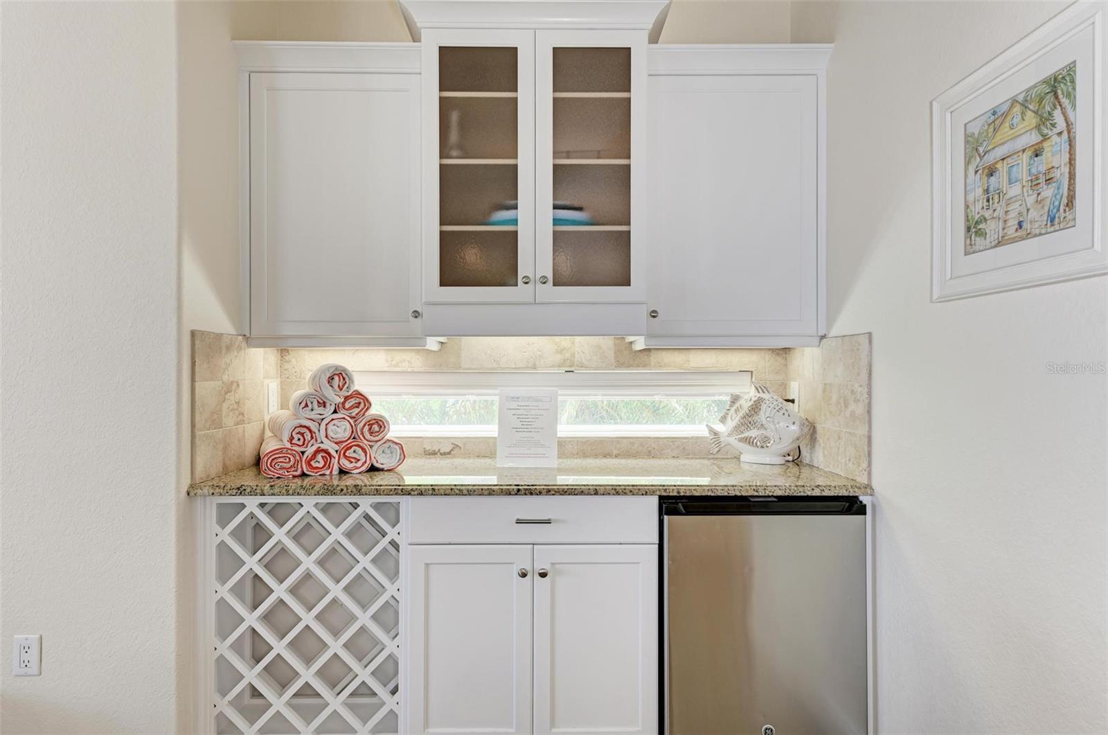 203 N HARBOR DR — photo 24