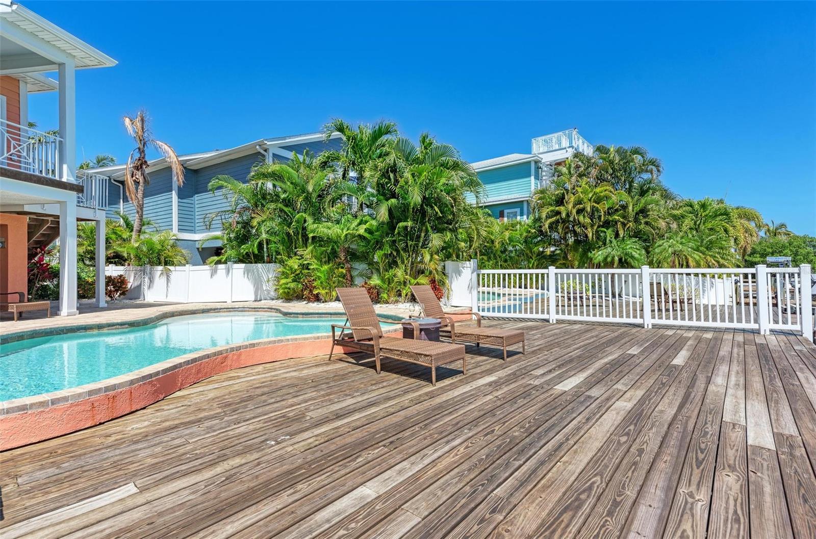 203 N HARBOR DR — photo 59