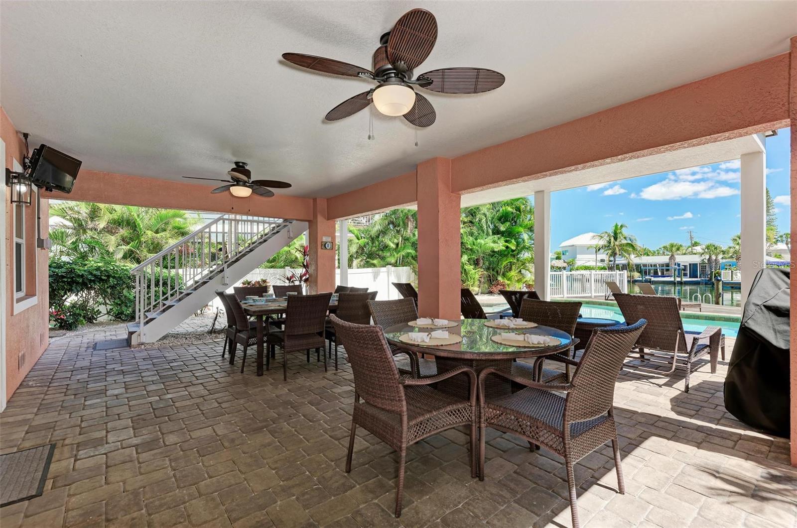 203 N HARBOR DR — photo 55