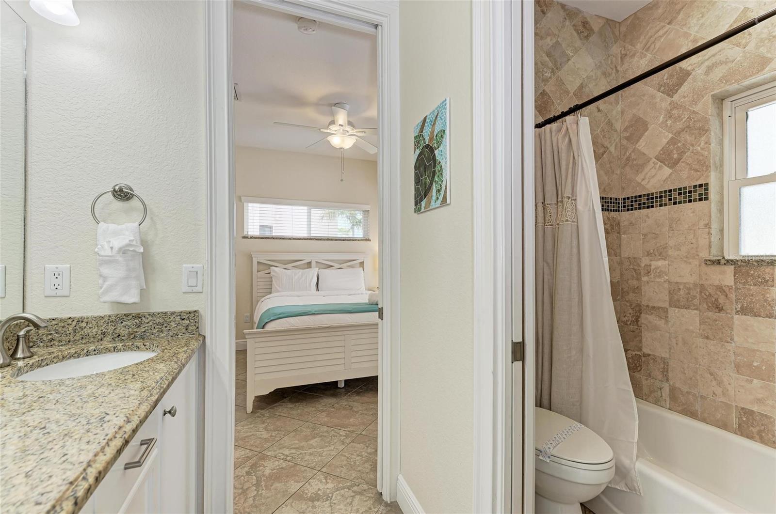 203 N HARBOR DR — photo 33