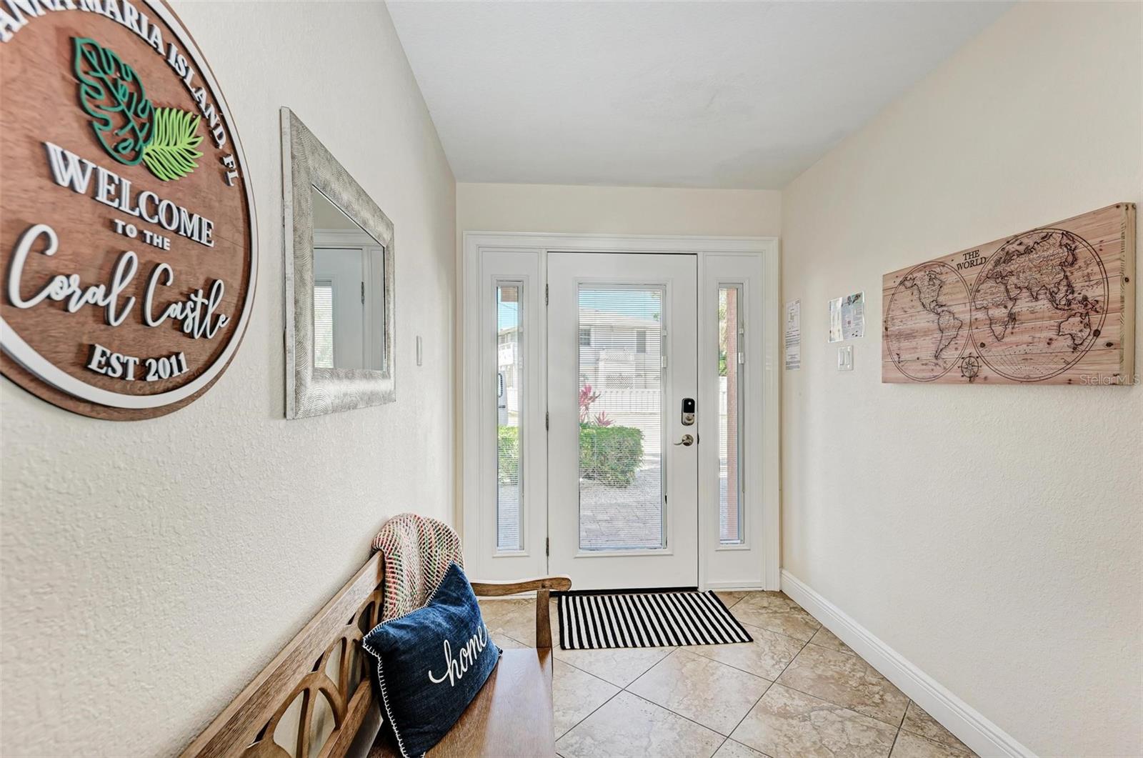 203 N HARBOR DR — photo 13