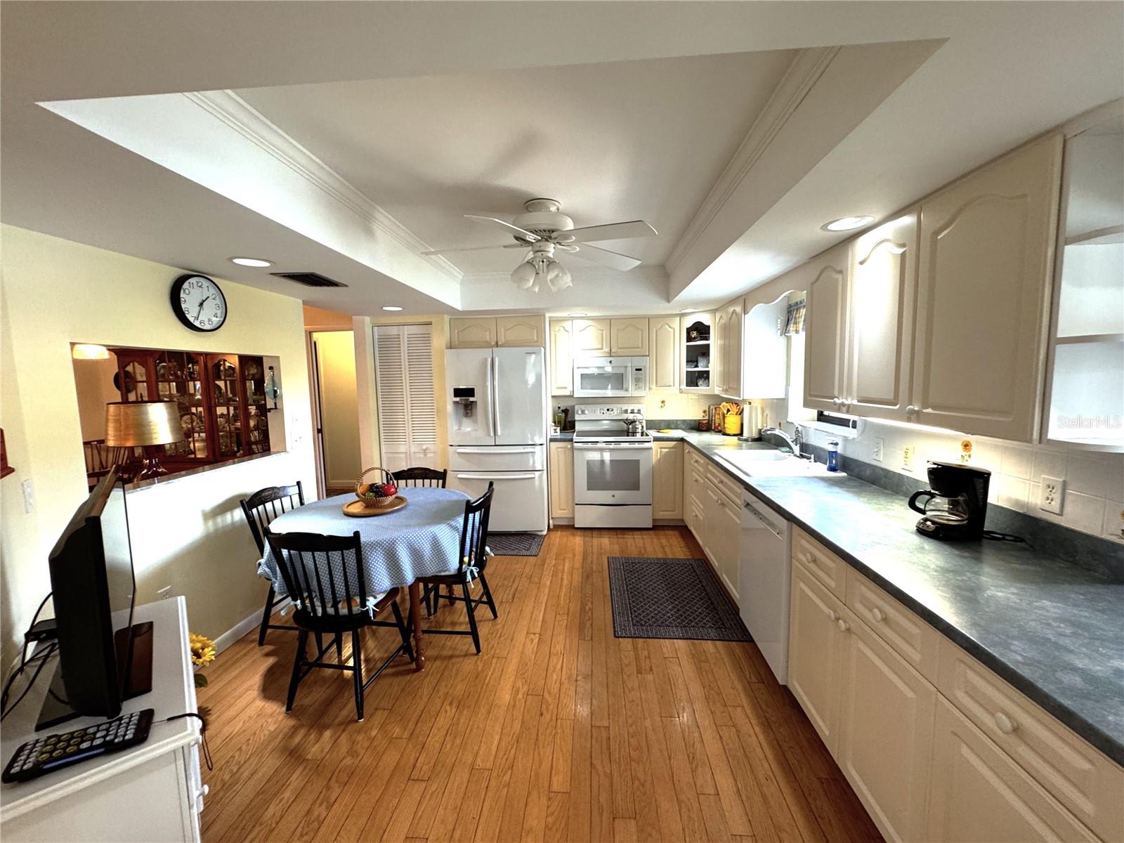 229 LAUREL HOLLOW DR #83 — photo 17