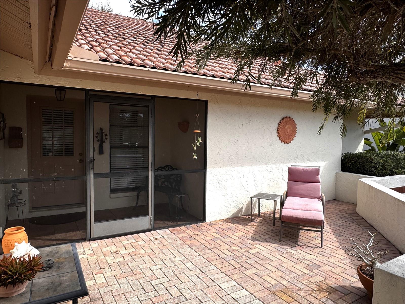 229 LAUREL HOLLOW DR #83 — photo 5