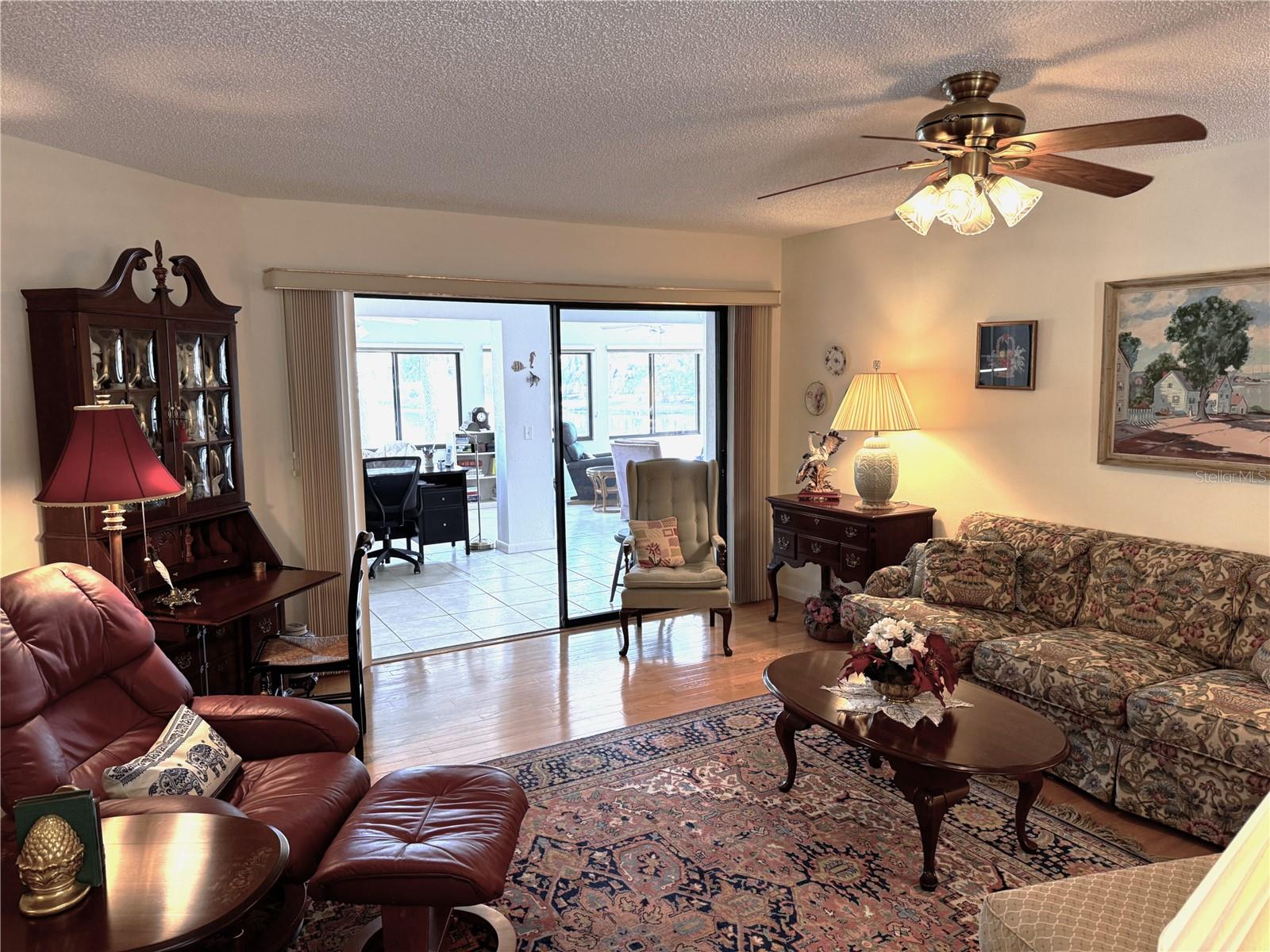 229 LAUREL HOLLOW DR #83 — photo 8