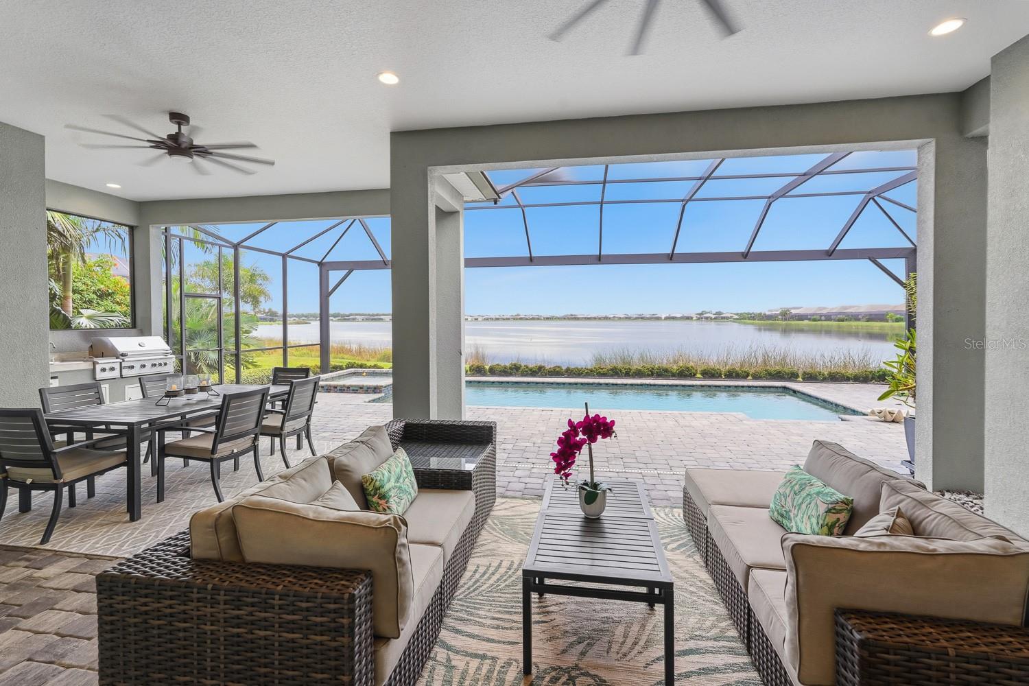 8083 WATERBEND TRL — photo 31