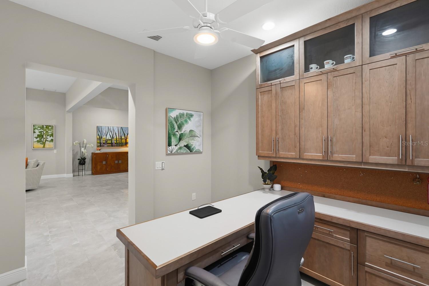 8083 WATERBEND TRL — photo 40