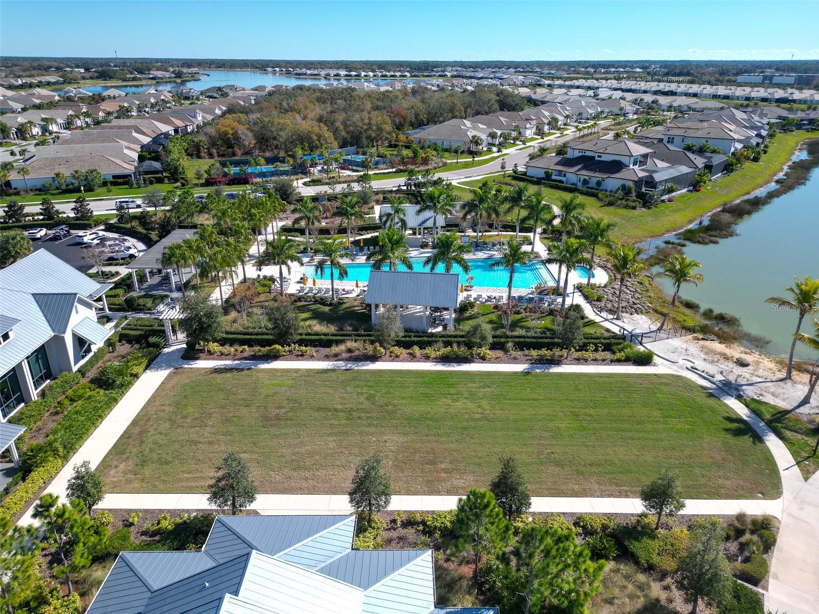 8083 WATERBEND TRL — photo 48