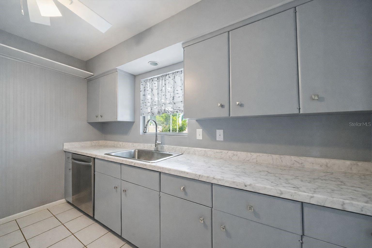 2534 WANETA DR — photo 9