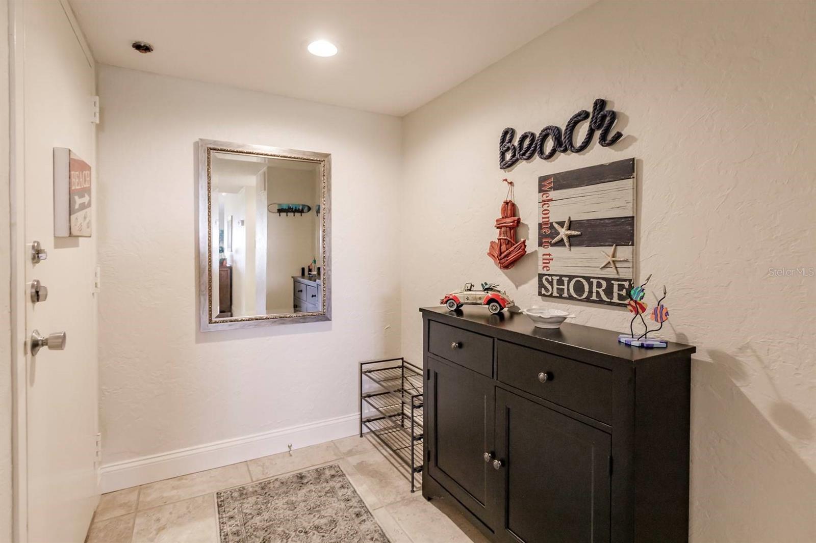 1125 W PEPPERTREE DR #605 — photo 3