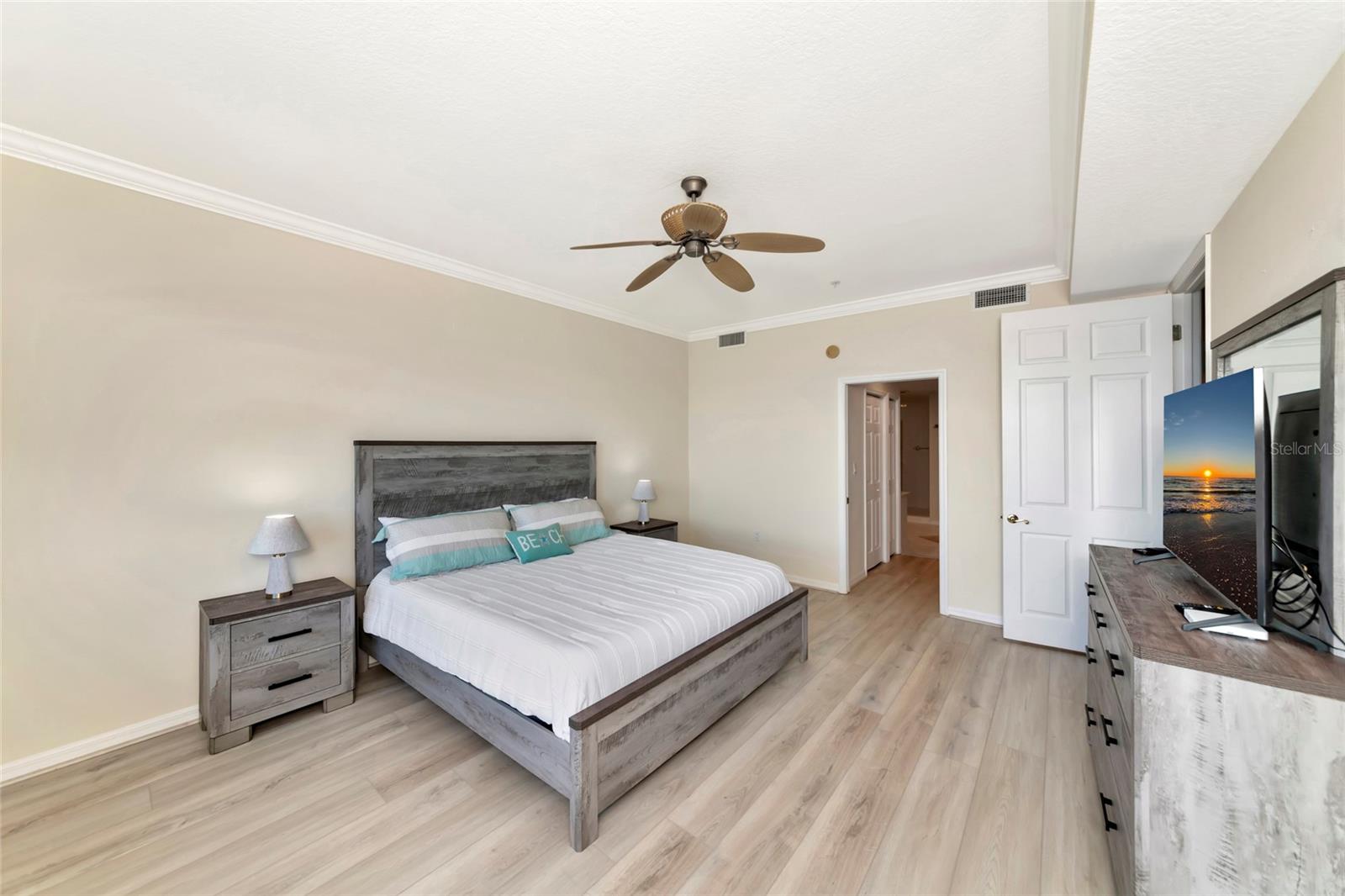 242 HIDDEN BAY DR #602 — photo 15