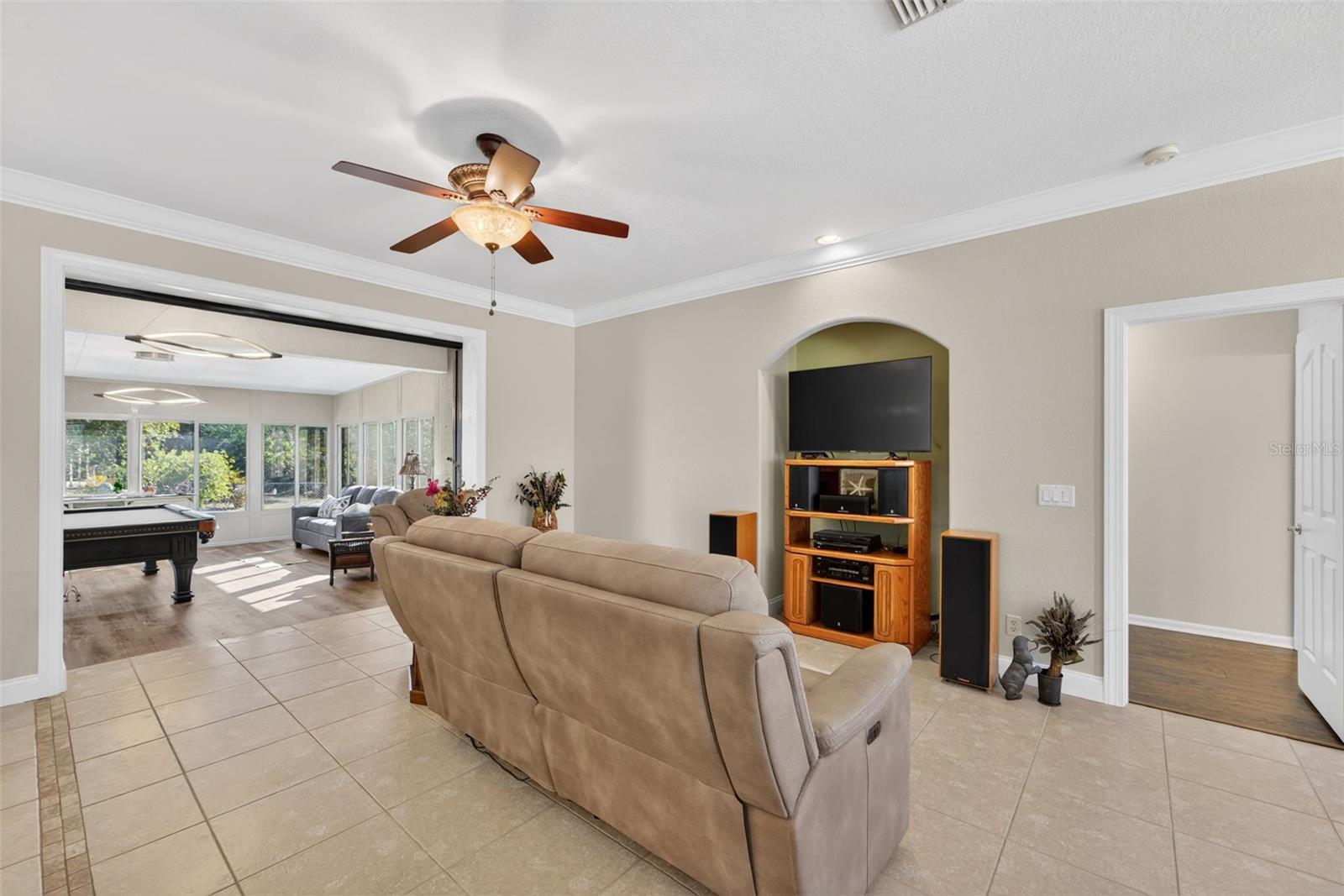 7888 EVINRUDE AVE — photo 5
