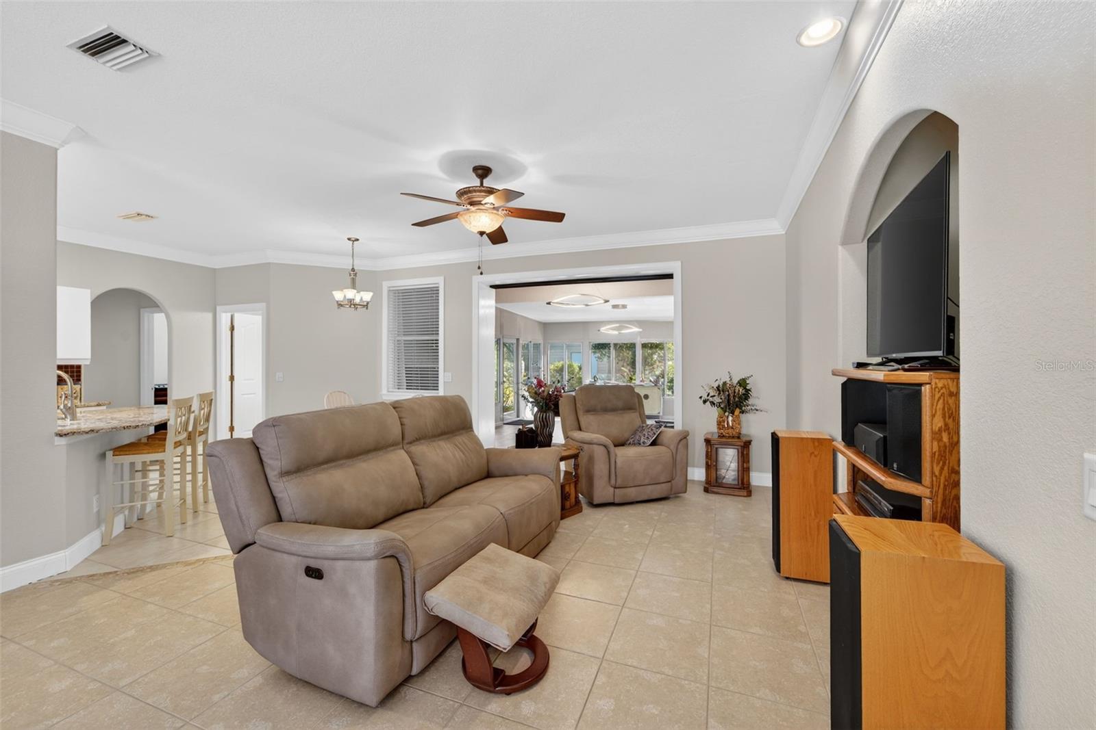 7888 EVINRUDE AVE — photo 4