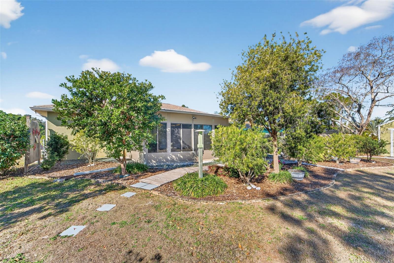 7888 EVINRUDE AVE — photo 38