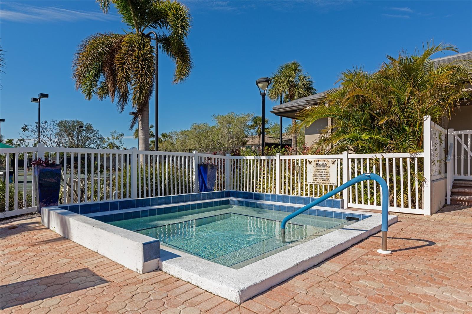 5408 EAGLES POINT CIR #302 — photo 43
