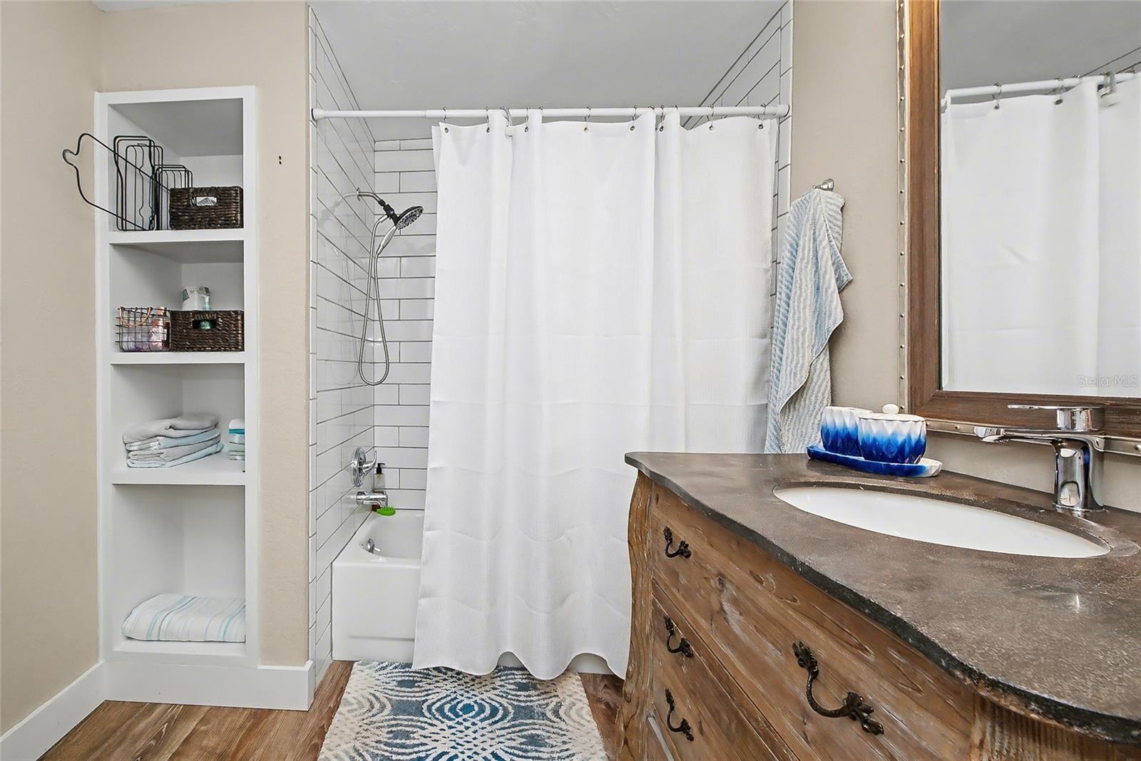 5408 EAGLES POINT CIR #302 — photo 26