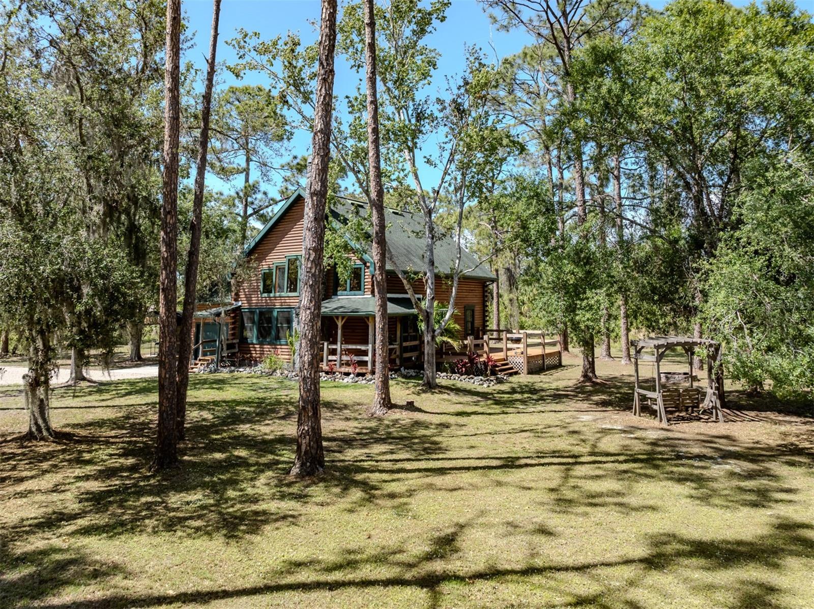 2450 FLAGAMI LN — photo 35