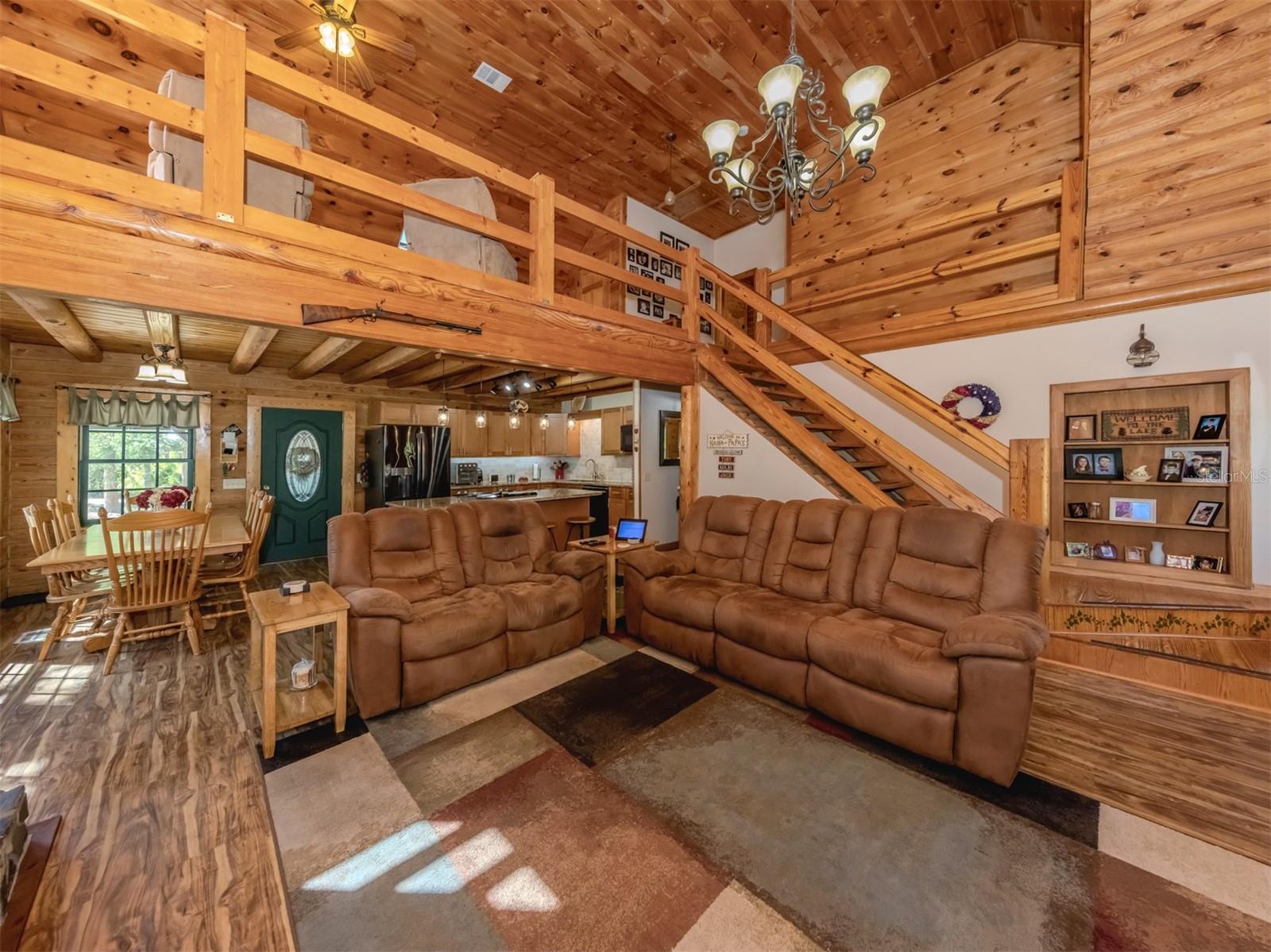 2450 FLAGAMI LN — photo 11