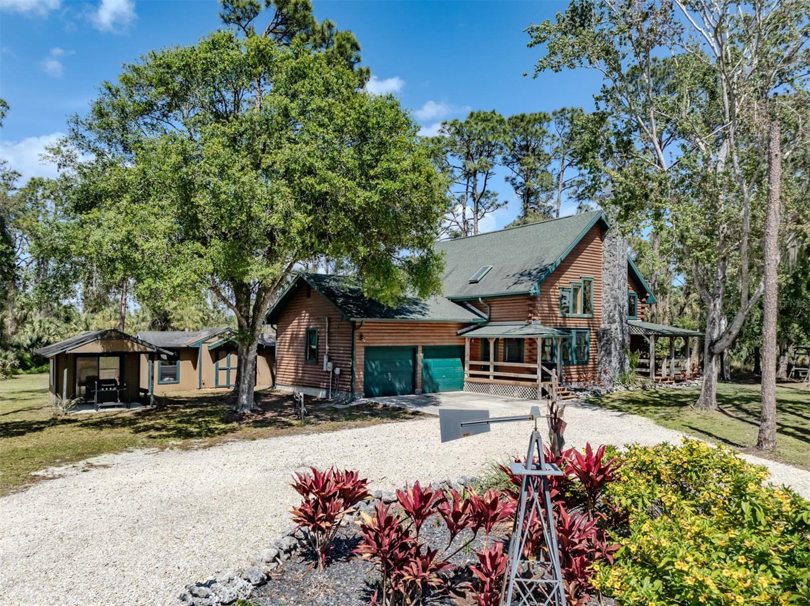 2450 FLAGAMI LN — photo 37