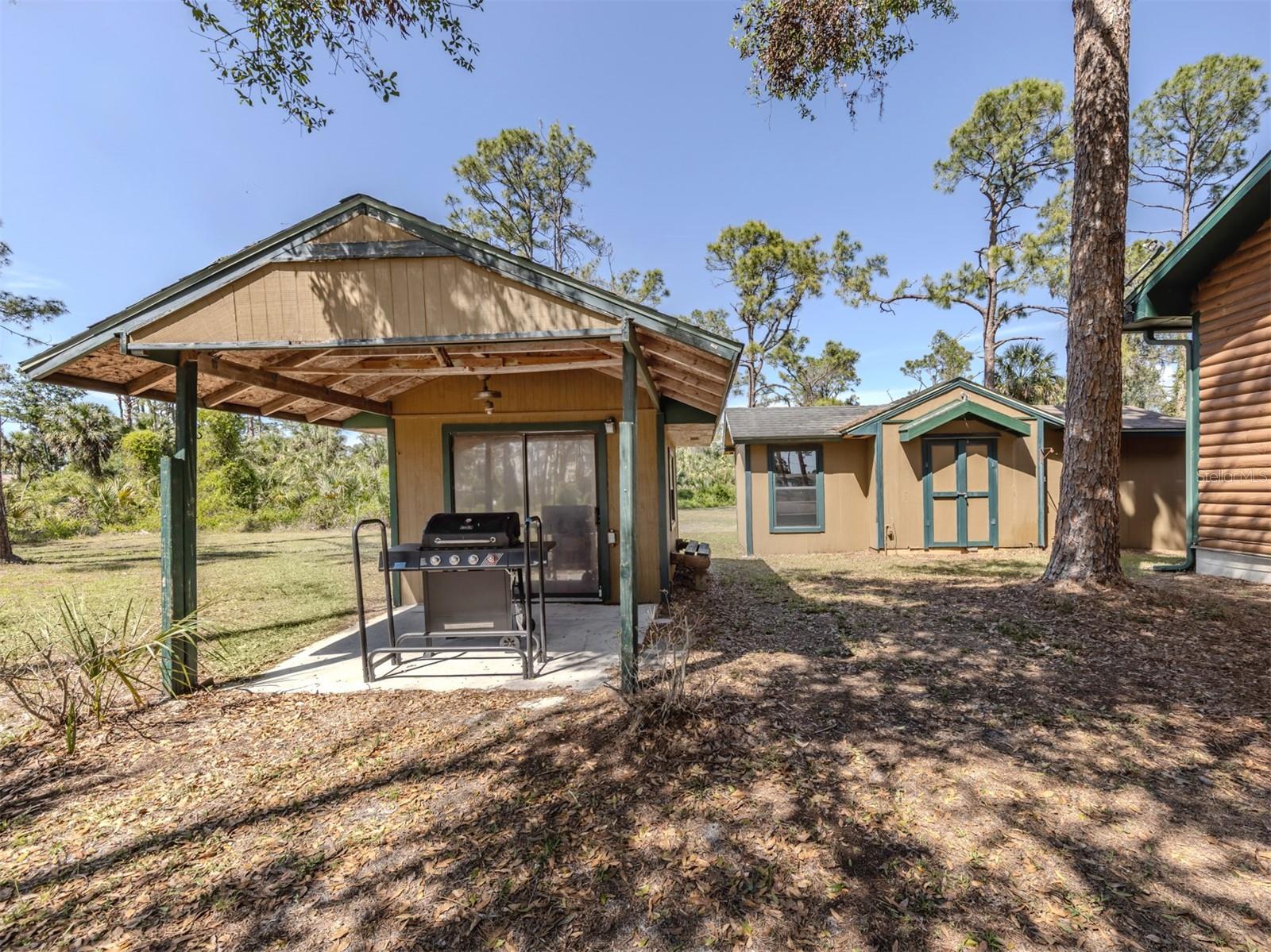 2450 FLAGAMI LN — photo 30