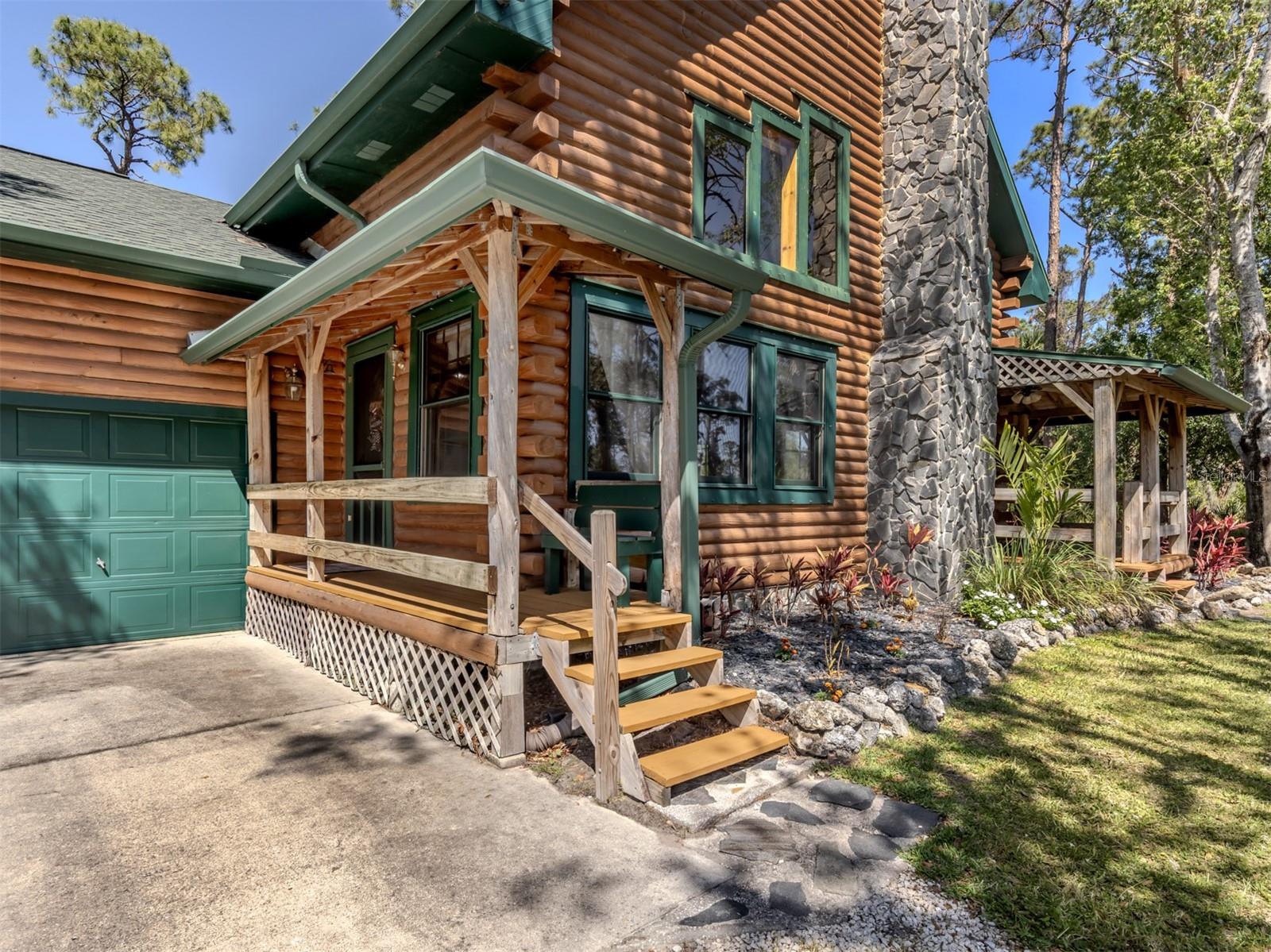 2450 FLAGAMI LN — photo 6