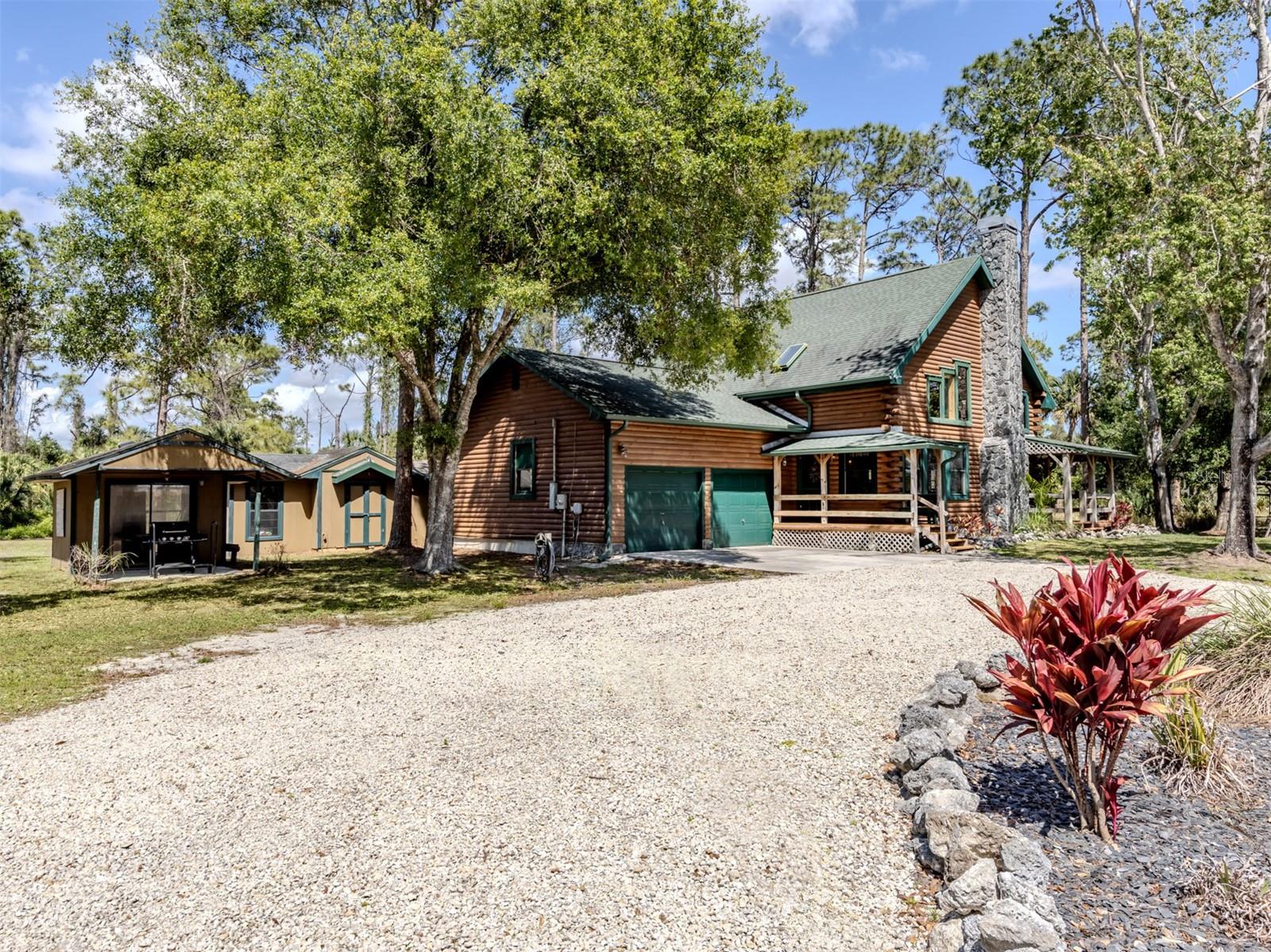 2450 FLAGAMI LN — photo 2