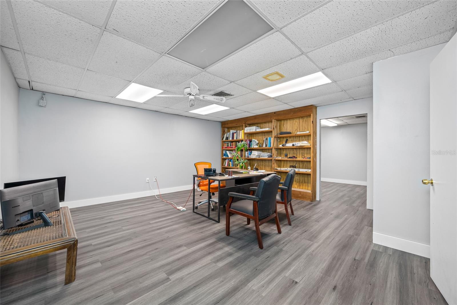 Home in TAMPA — photo 32