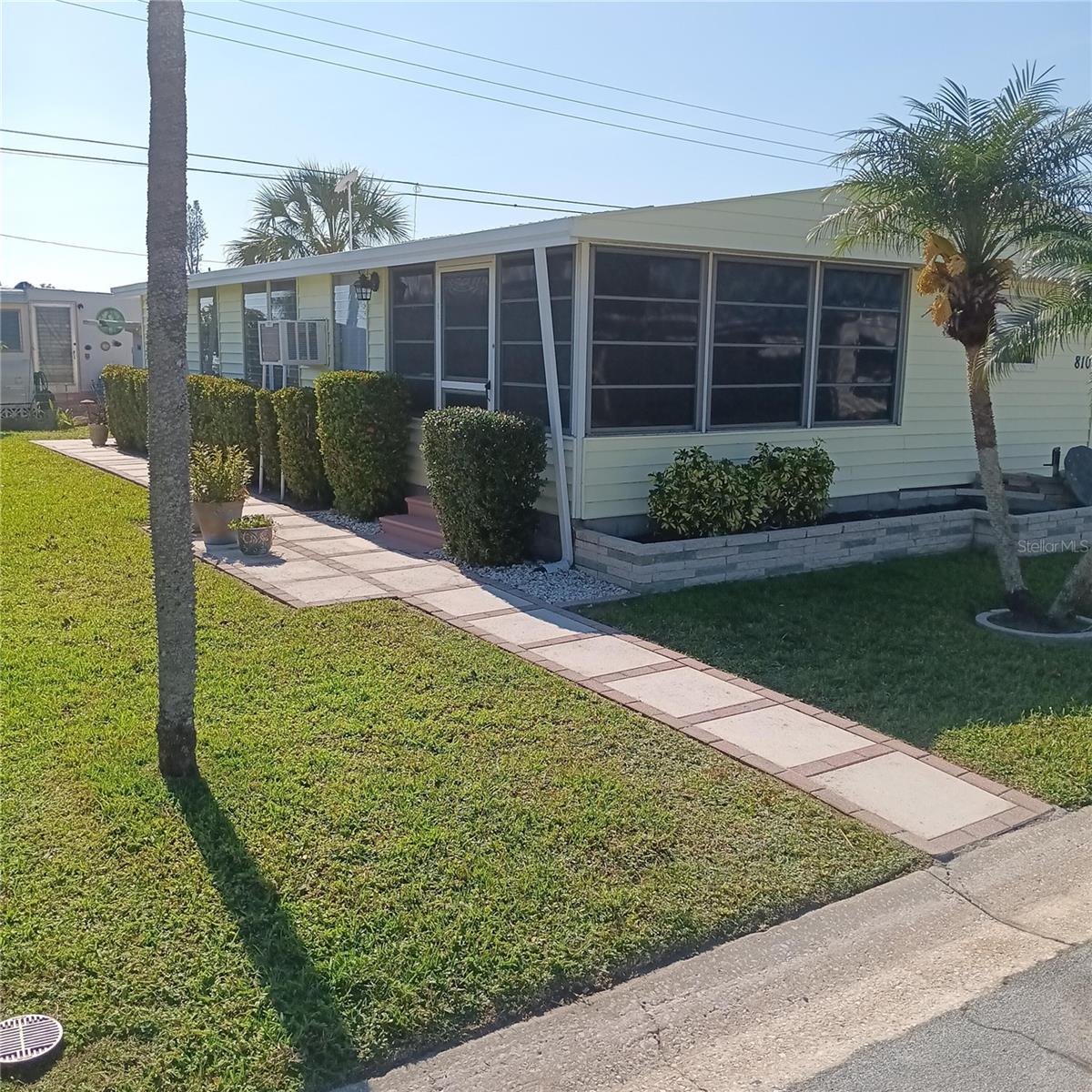 810 49TH AVE W — photo 3