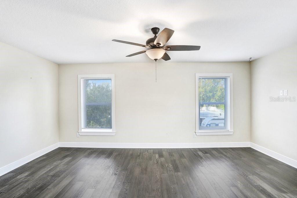 4209 W WOODLAWN AVE #A — photo 11