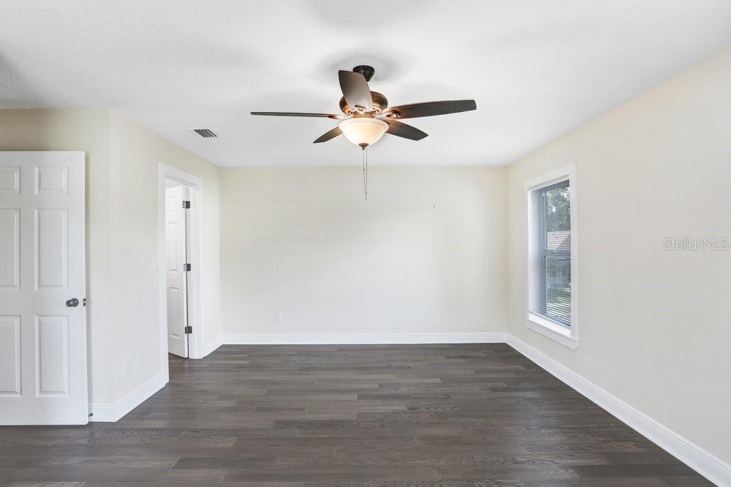 4209 W WOODLAWN AVE #A — photo 13
