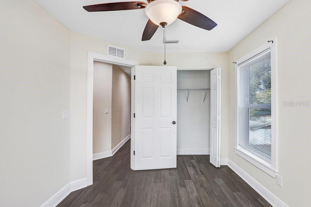 4209 W WOODLAWN AVE #A — photo 19