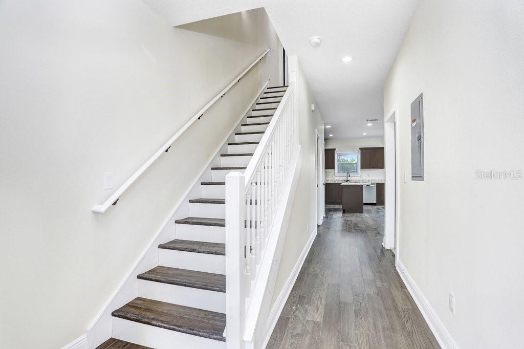 4209 W WOODLAWN AVE #A — photo 4