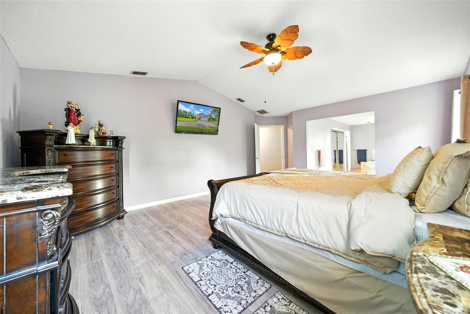 10323 SARANAC TRL — photo 44