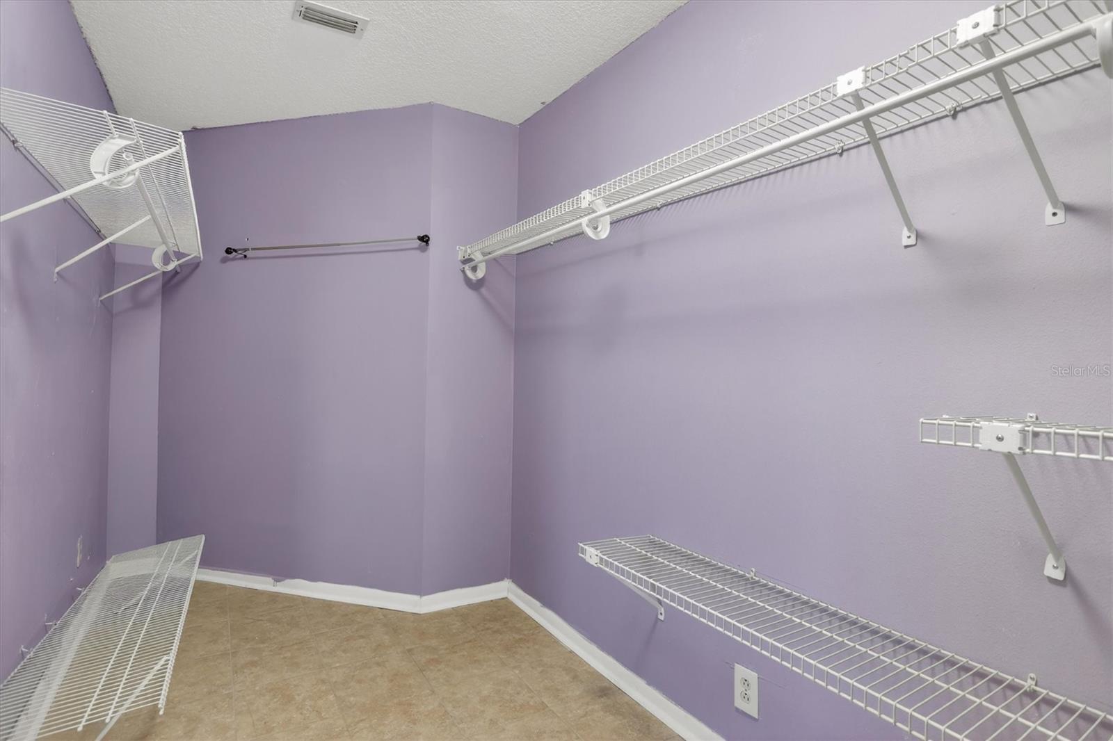 10323 SARANAC TRL — photo 52
