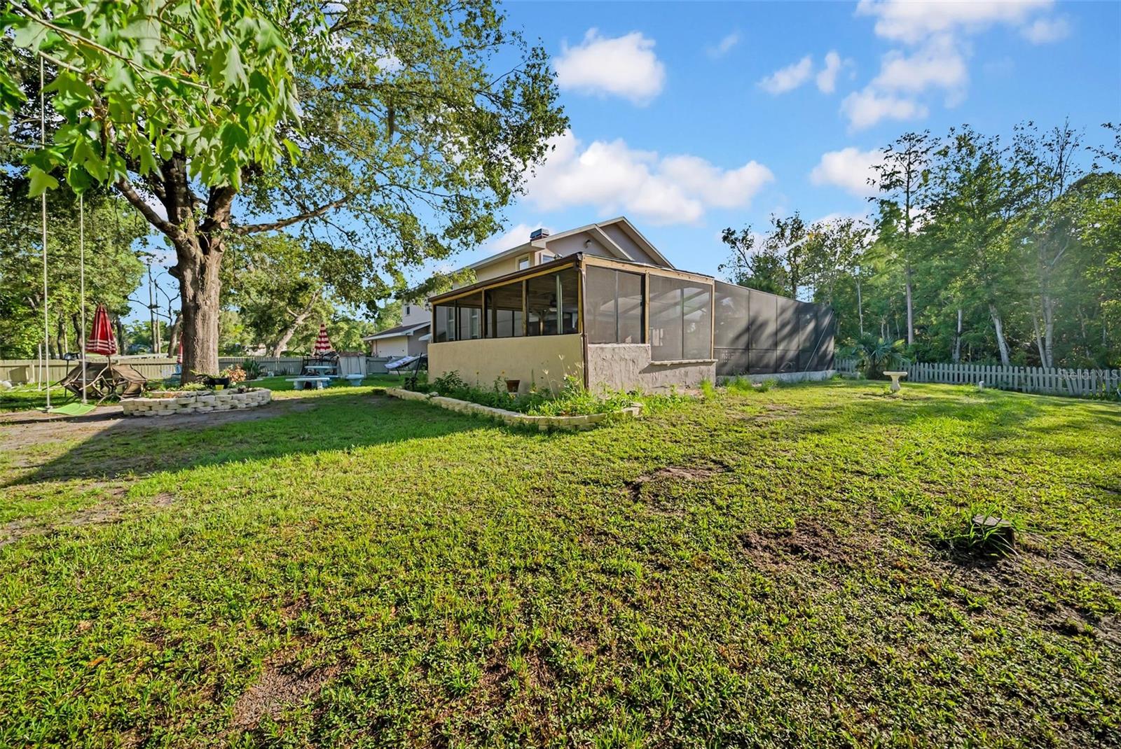 10323 SARANAC TRL — photo 79