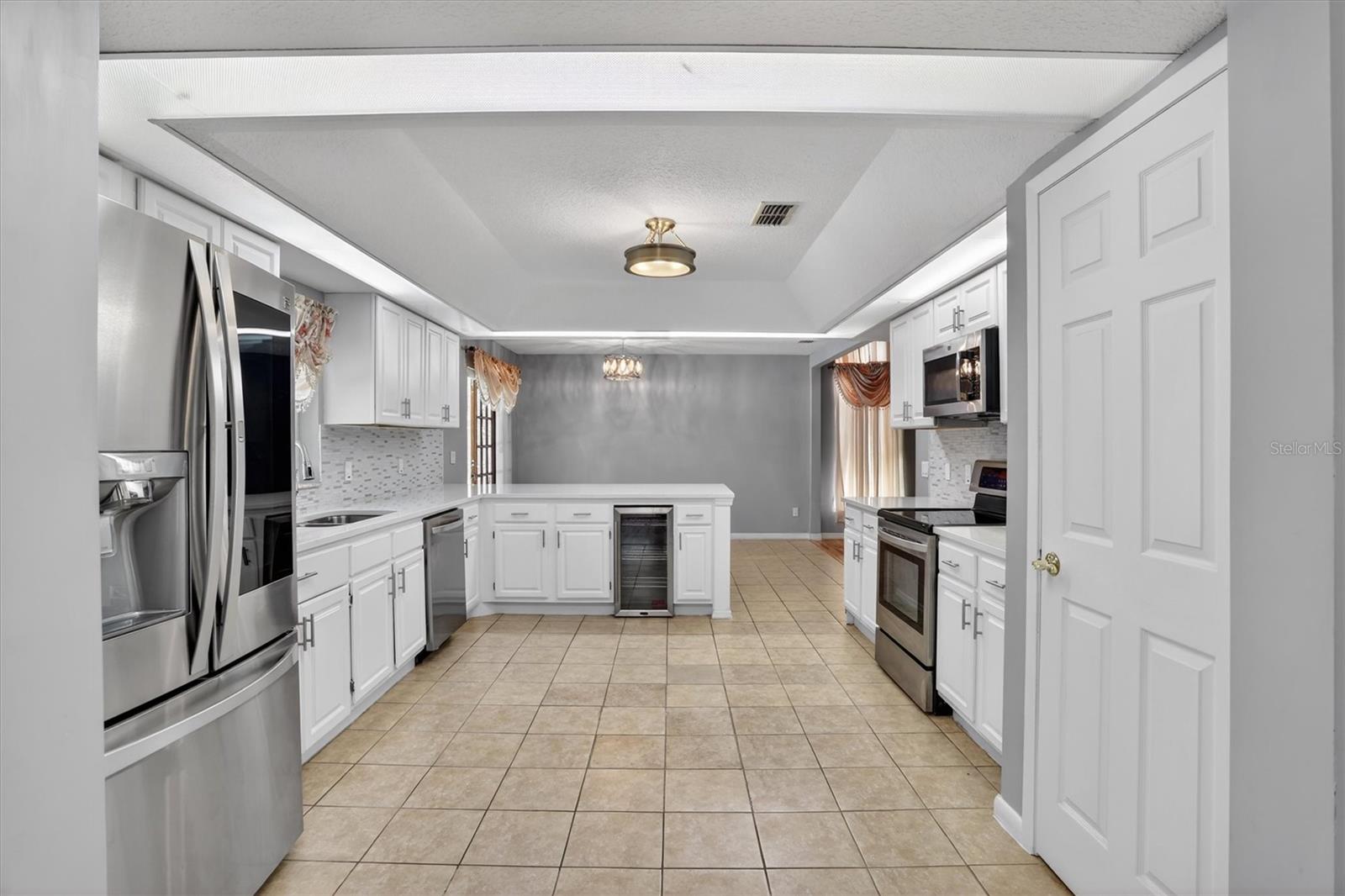 10323 SARANAC TRL — photo 15