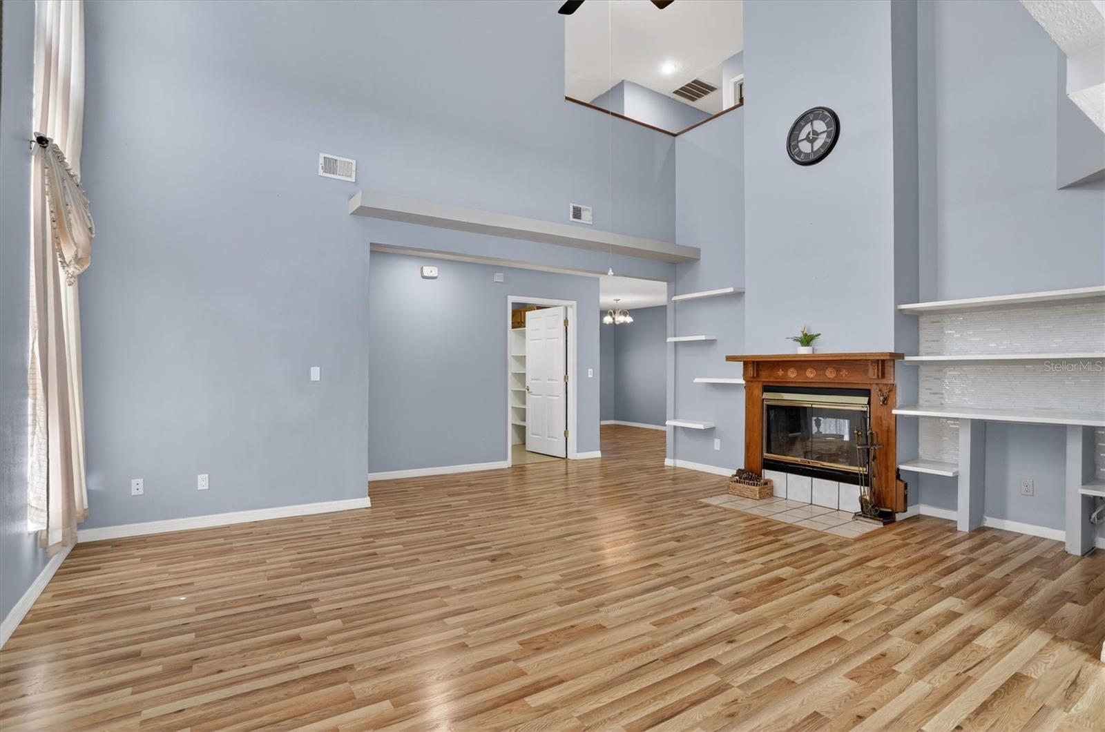 10323 SARANAC TRL — photo 35