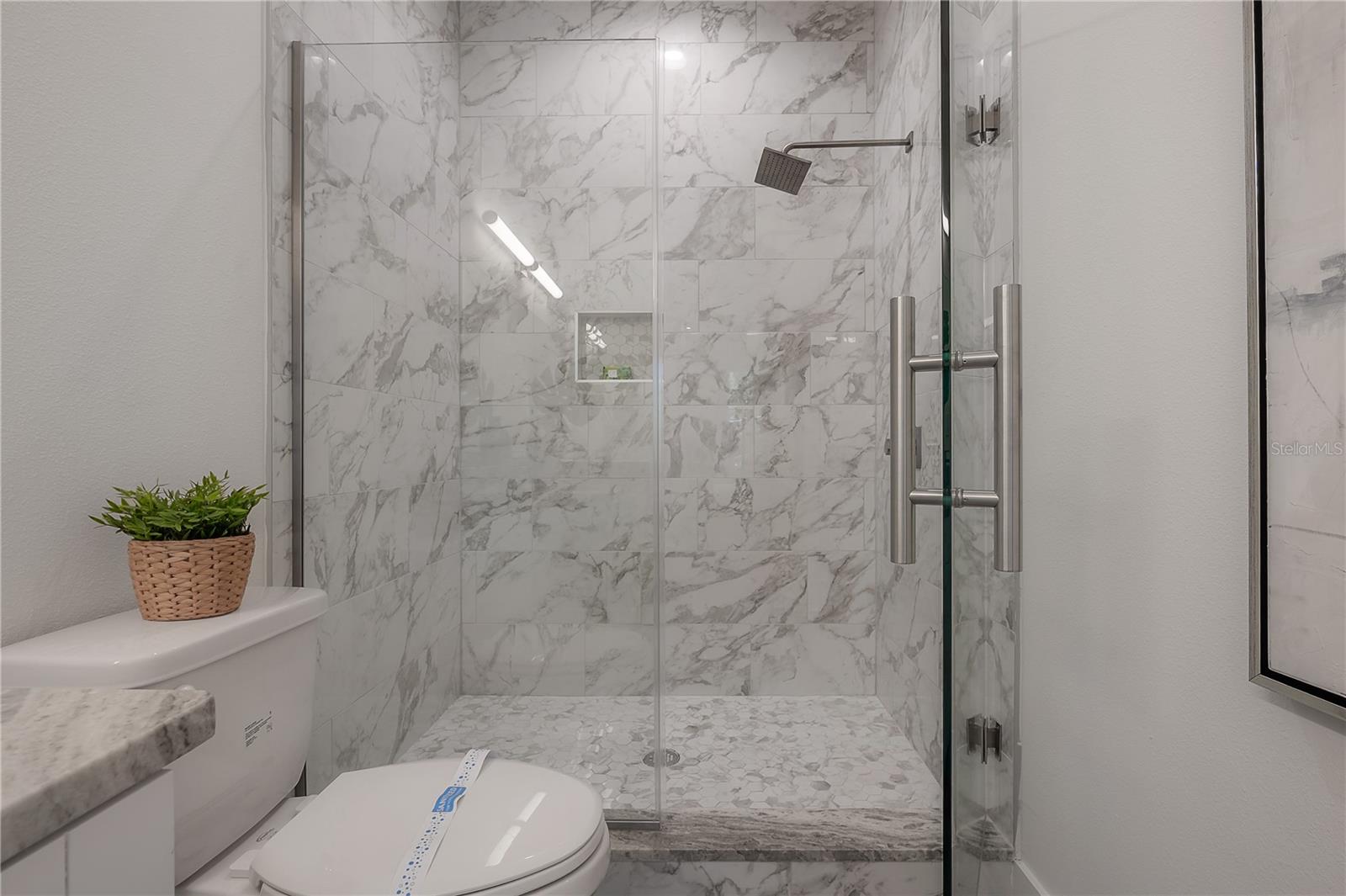 5530 N 9TH ST #2 — photo 37