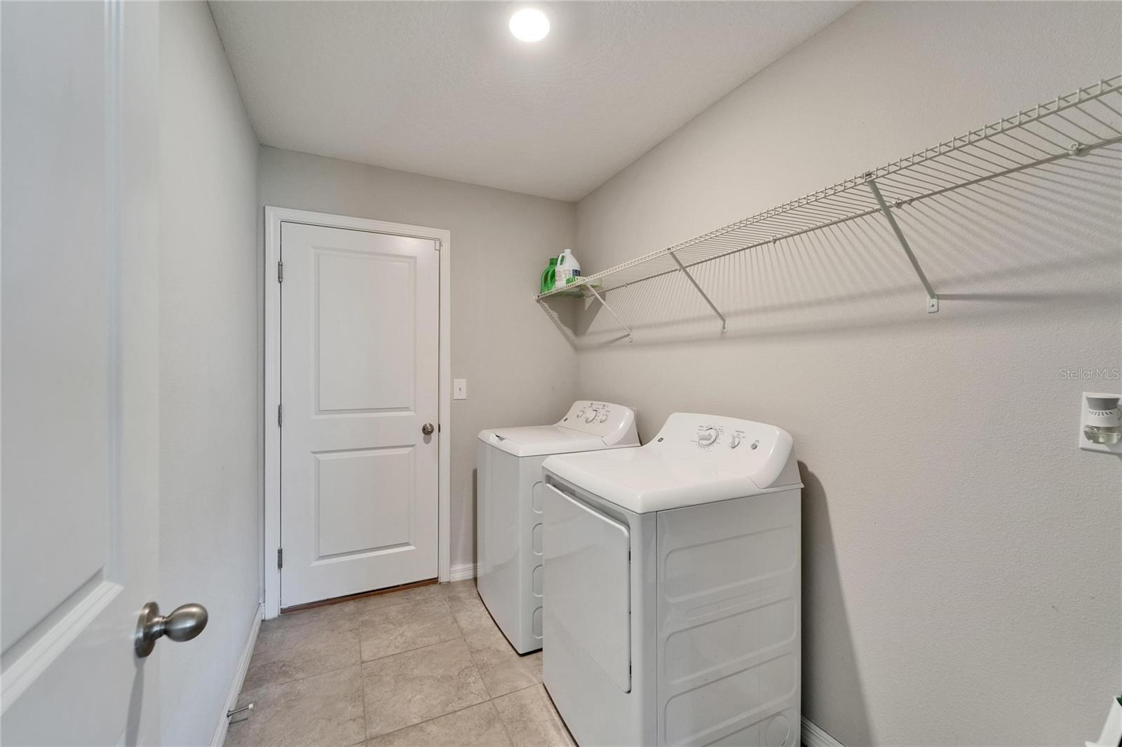 10119 ROSE PETAL PL — photo 18