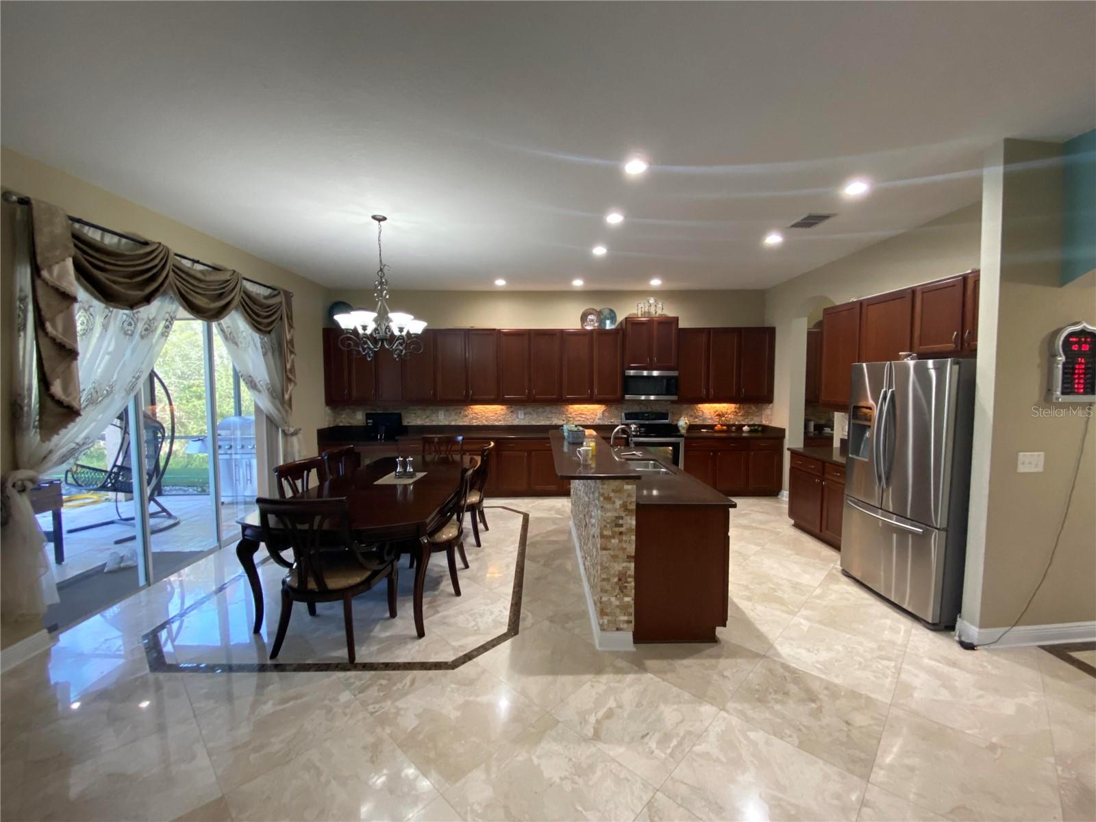 10503 PALM COVE AVE — photo 34