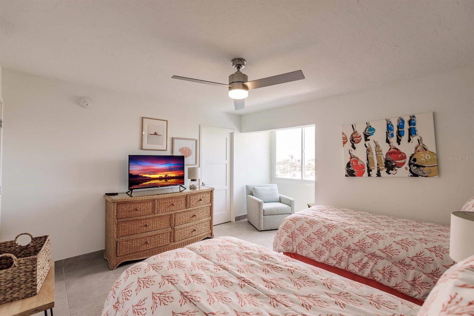 1125 W PEPPERTREE DR #407 — photo 15