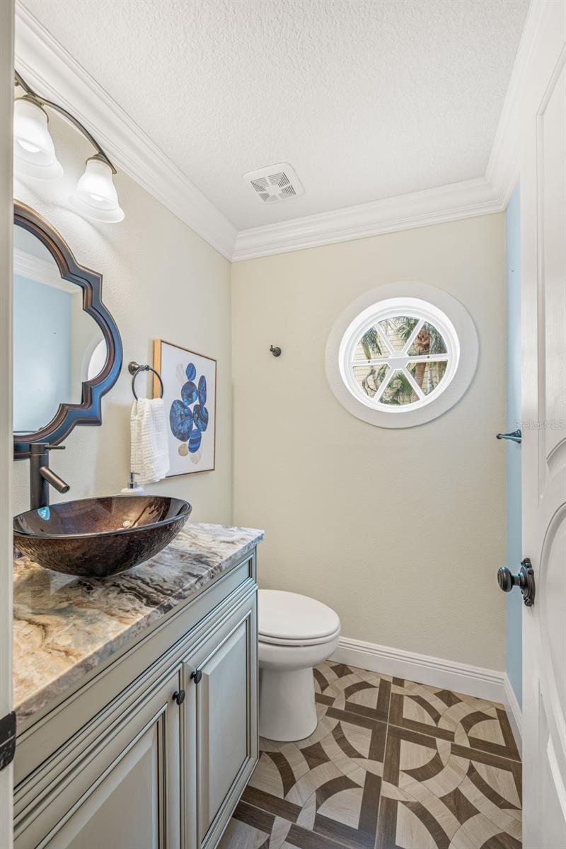 533 SANDY HOOK RD — photo 18