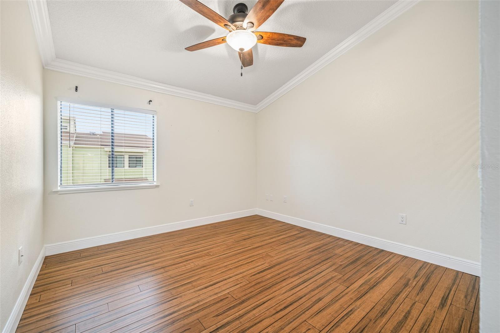 533 SANDY HOOK RD — photo 25