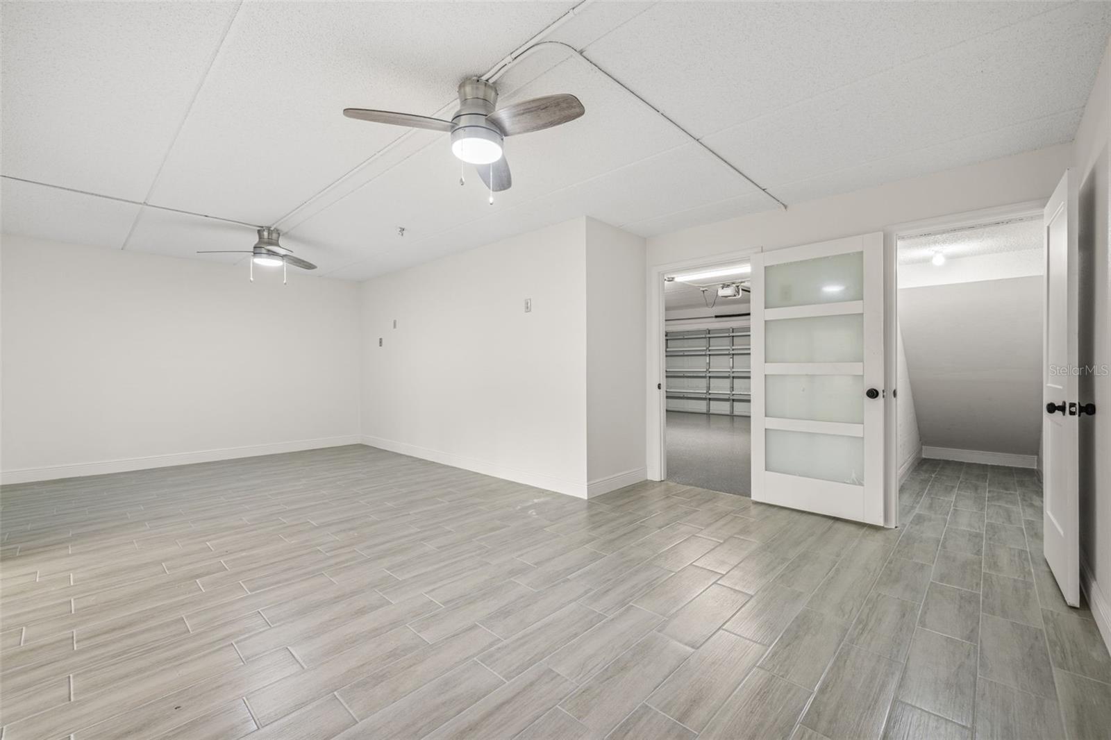 533 SANDY HOOK RD — photo 29